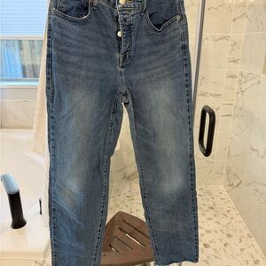 Universal Thread Mid Rise Blue Denim Jeans